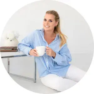 "Oklahoma local hub host welcoming attendees at a Christian community event"